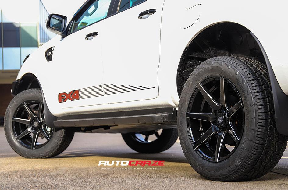 FORD RANGER AVALANCHE GLOSS BLACK MILLED ACCENTS